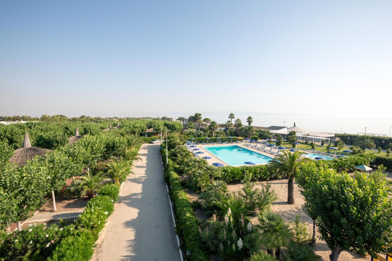 African Beach Hotel-Residence Manfredónia Exterior foto