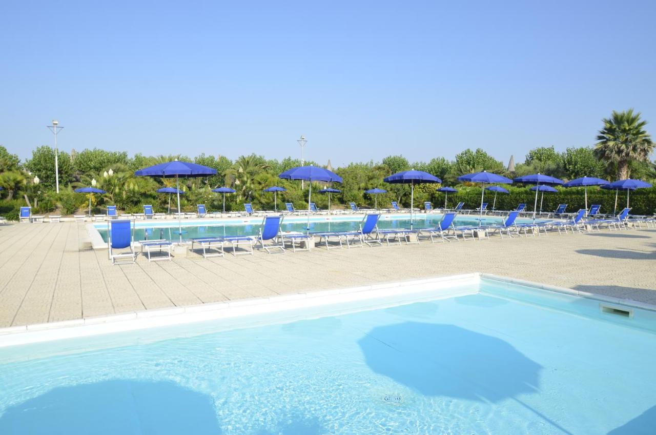 African Beach Hotel-Residence Manfredónia Exterior foto