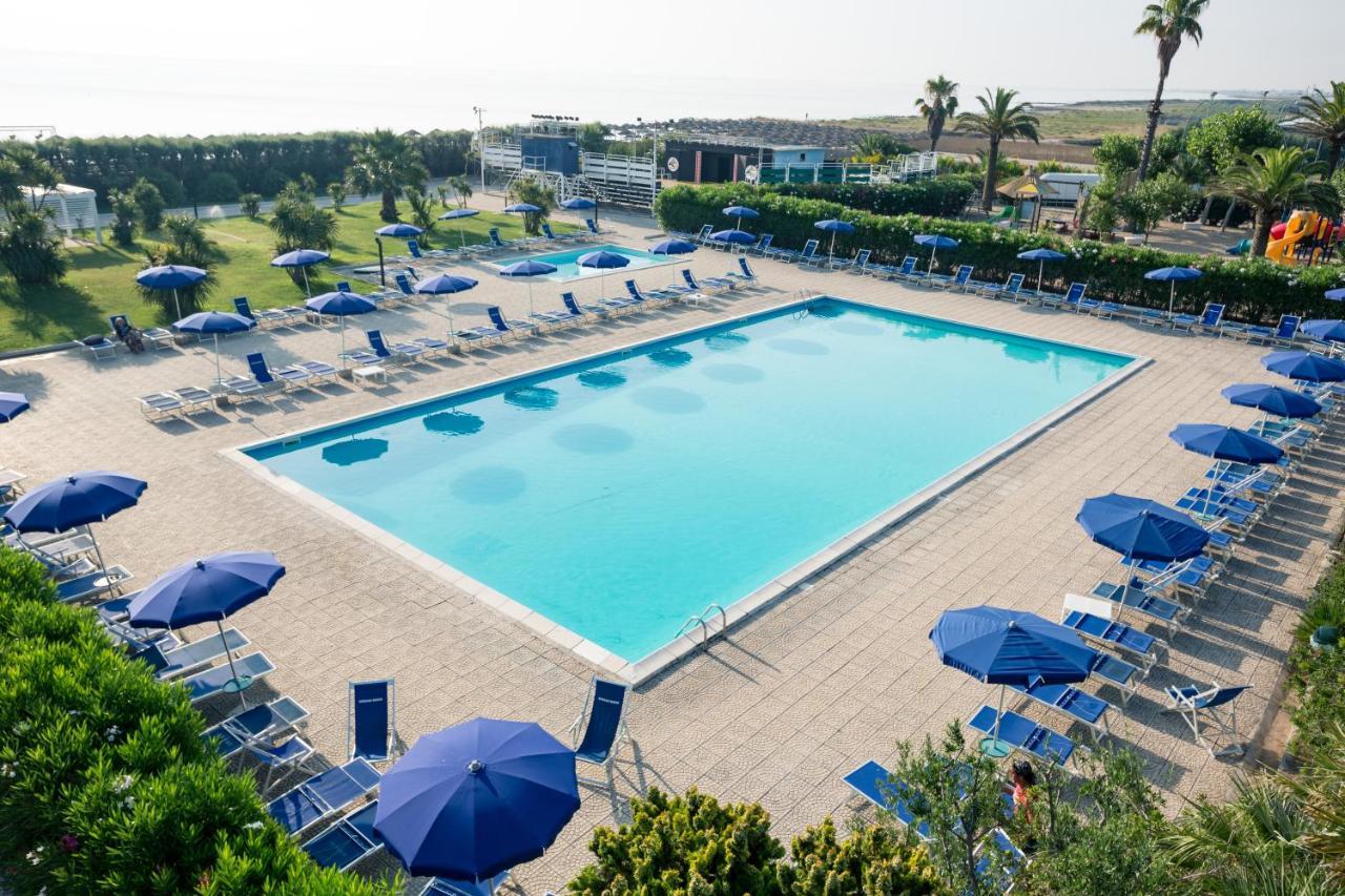 African Beach Hotel-Residence Manfredónia Exterior foto